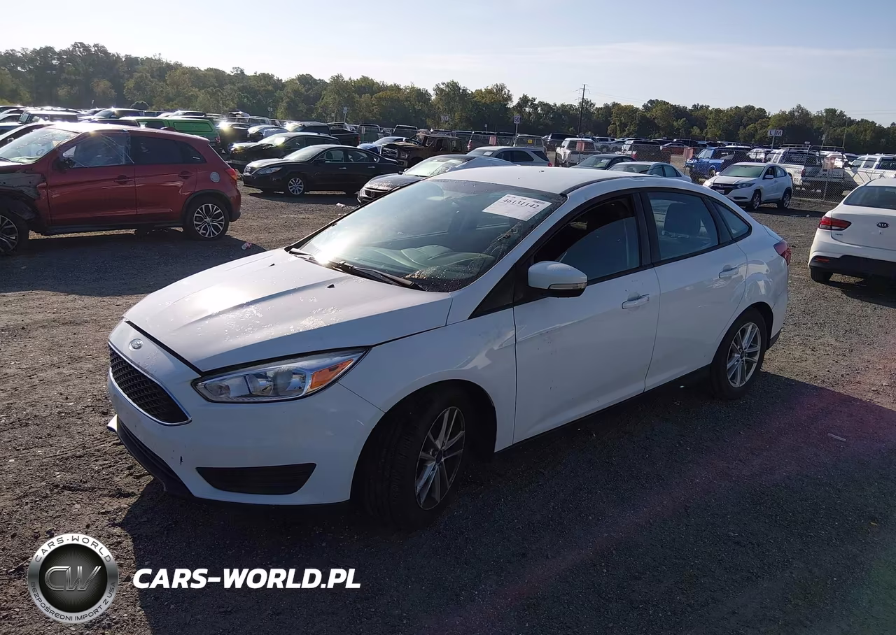 2015 Ford Focus Se VIN:1FADP3F20FL258667 - 2