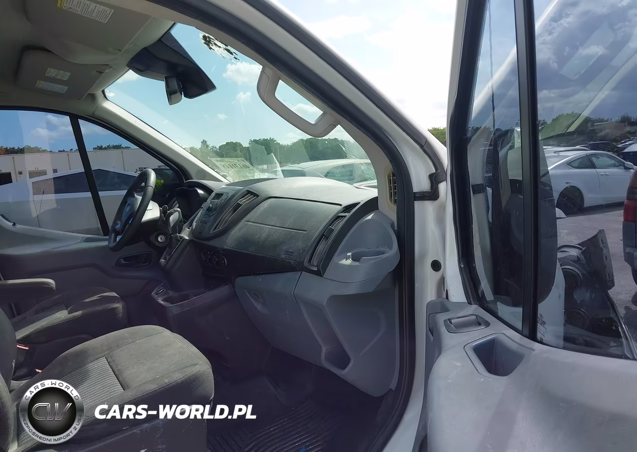 2018 Ford Transit-250 VIN:1FTYR1ZM8JKA98933 - 5