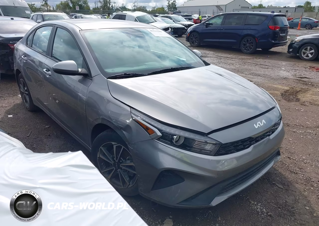 2023 Kia Forte Lxs VIN:3KPF24AD5PE685160 - 1