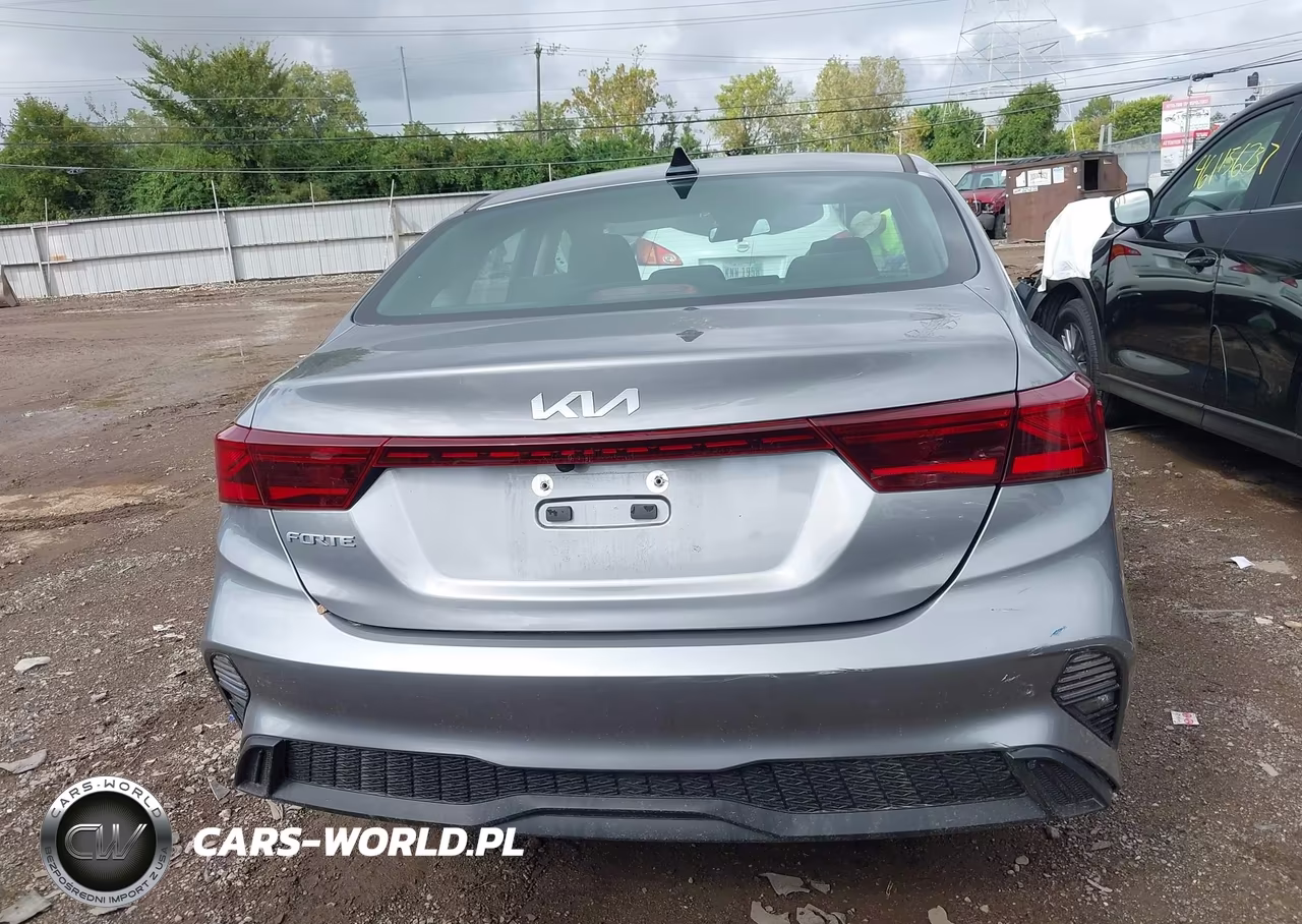 2023 Kia Forte Lxs VIN:3KPF24AD5PE685160 - 15