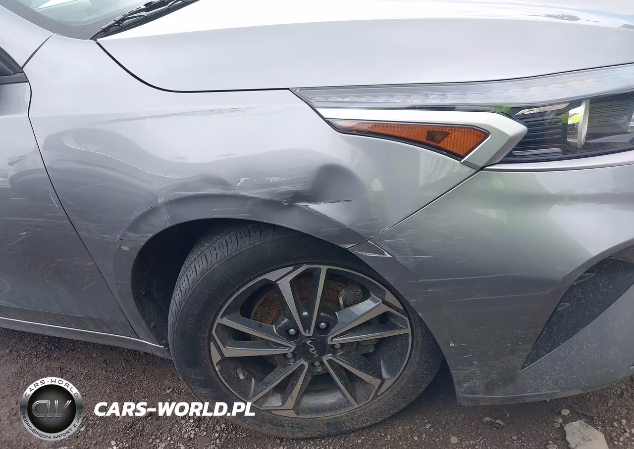 2023 Kia Forte Lxs VIN:3KPF24AD5PE685160 - 6