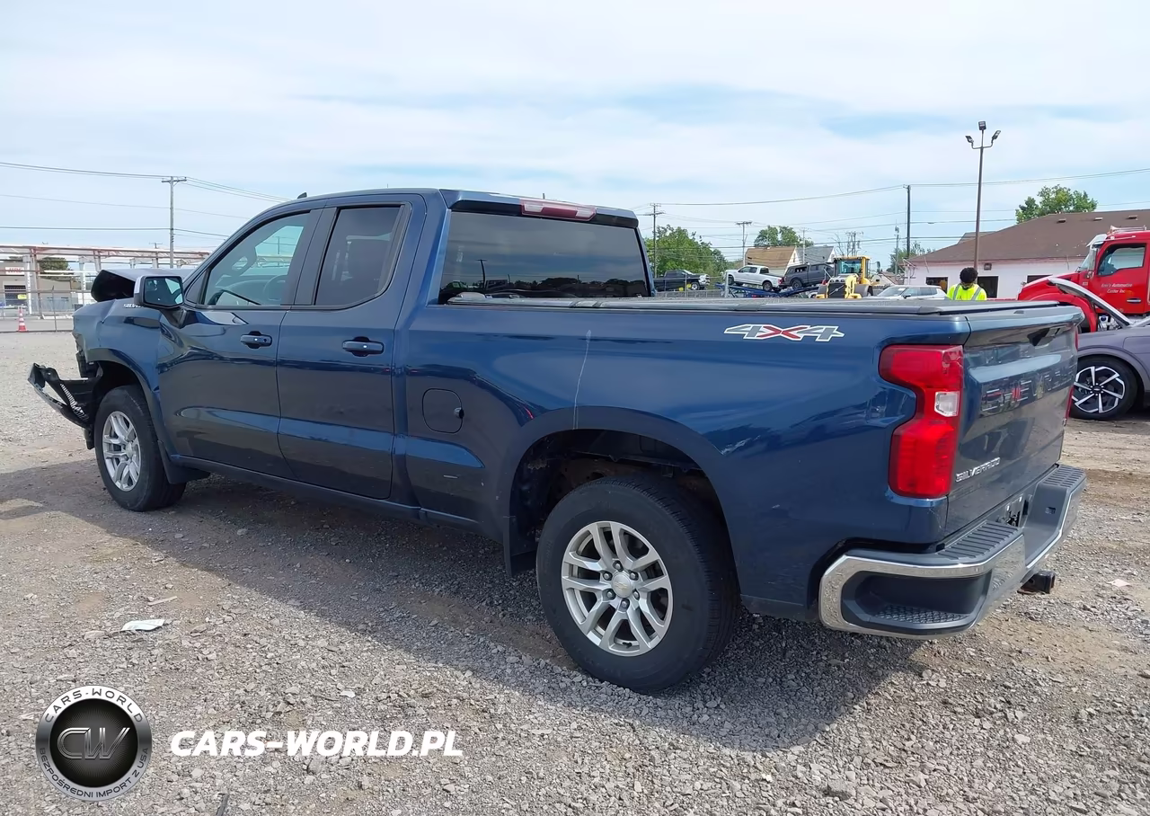 2019 Chevrolet Silverado 1500 Lt VIN:1GCRYDED4KZ421074 - 3