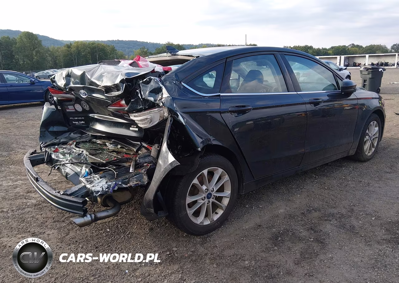 2020 Ford Fusion Se VIN:3FA6P0HD4LR158235 - 4