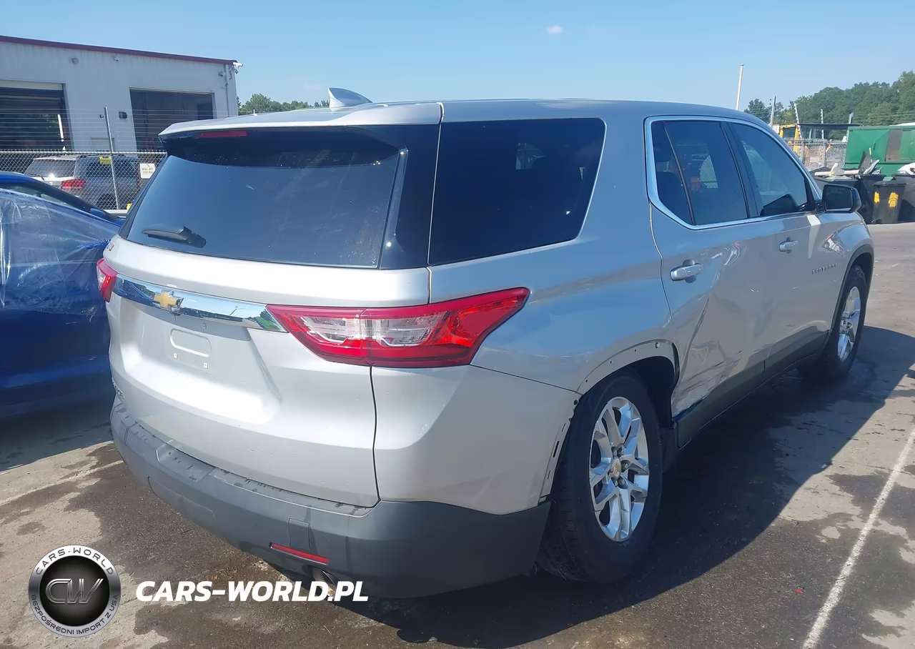 2020 Chevrolet Traverse Fwd Ls VIN:1GNERFKW5LJ118857 - 4