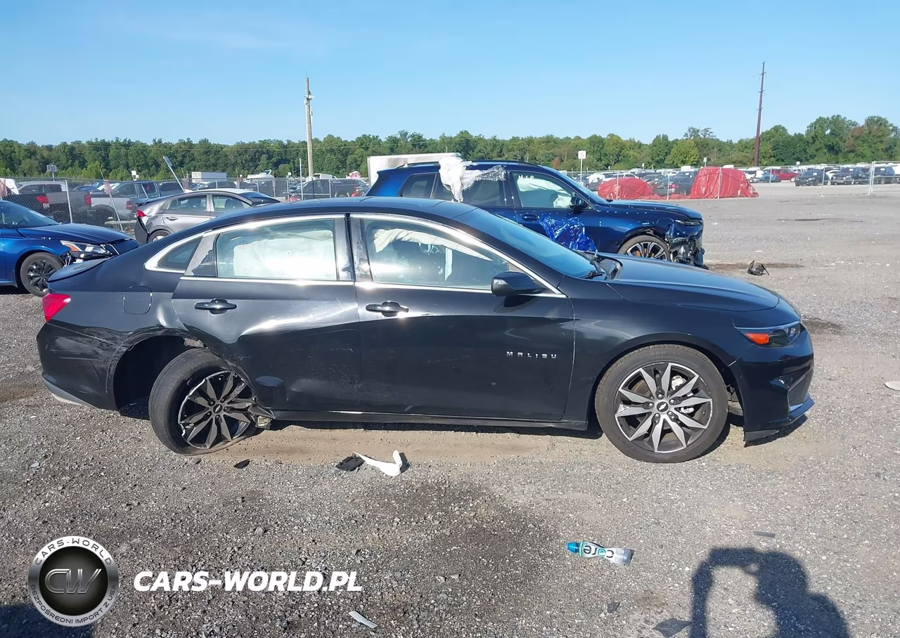 2016 Chevrolet Malibu 1Lt VIN:1G1ZE5ST9GF273015 - 13