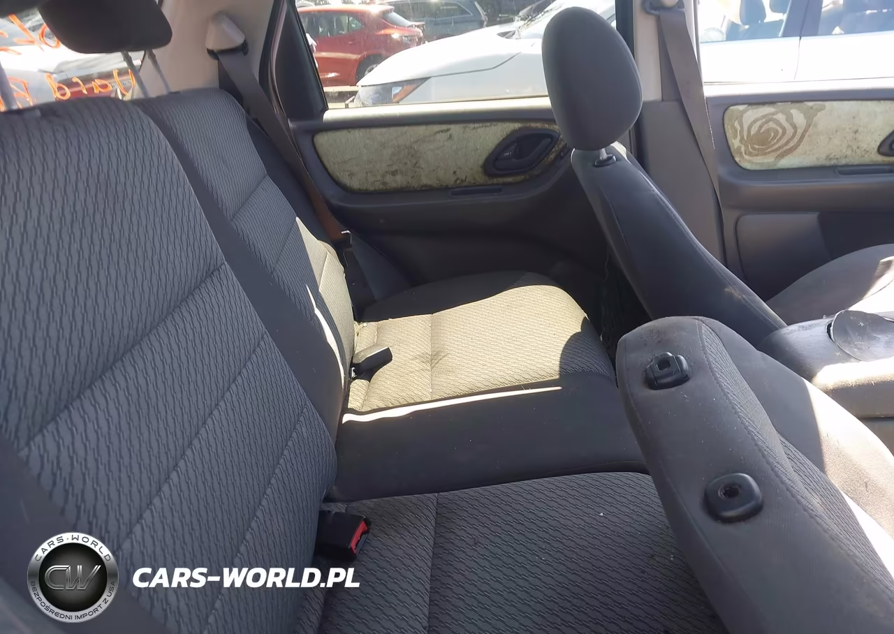 2004 Ford Escape Xlt VIN:1FMYU93104DA04284 - 8