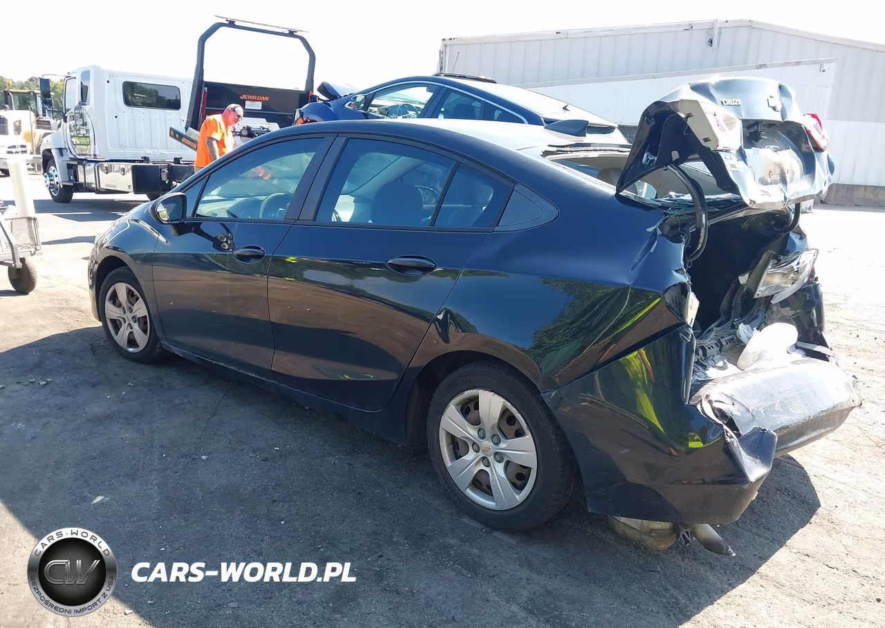 2016 Chevrolet Cruze Ls Auto VIN:1G1BC5SM2G7315860 - 3