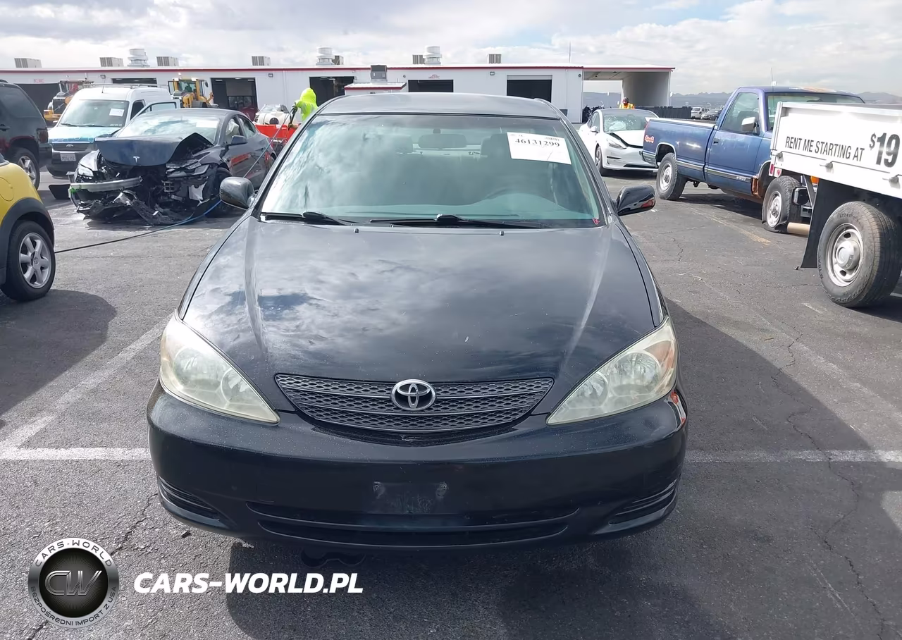 2004 Toyota Camry Le VIN:JTDBE32K940268206 - 6