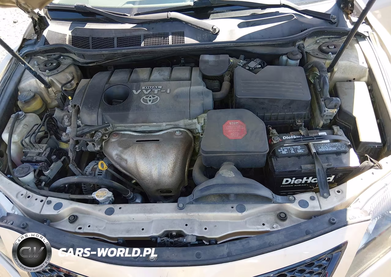 2010 Toyota Camry Le VIN:4T1BF3EKXAU014223 - 10