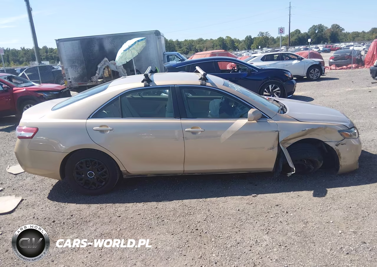 2010 Toyota Camry Le VIN:4T1BF3EKXAU014223 - 13