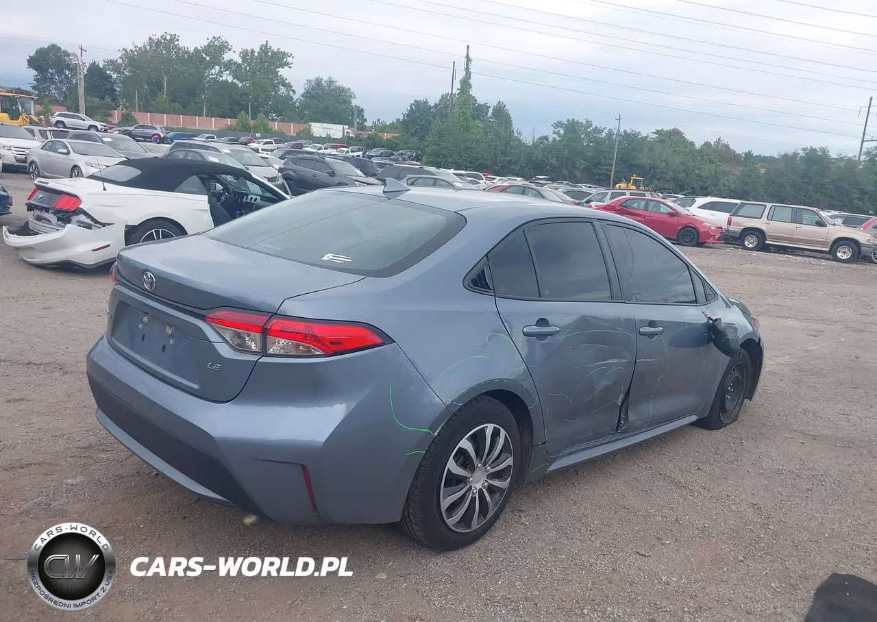 2020 Toyota Corolla Le VIN:5YFEPRAE7LP110523 - 4