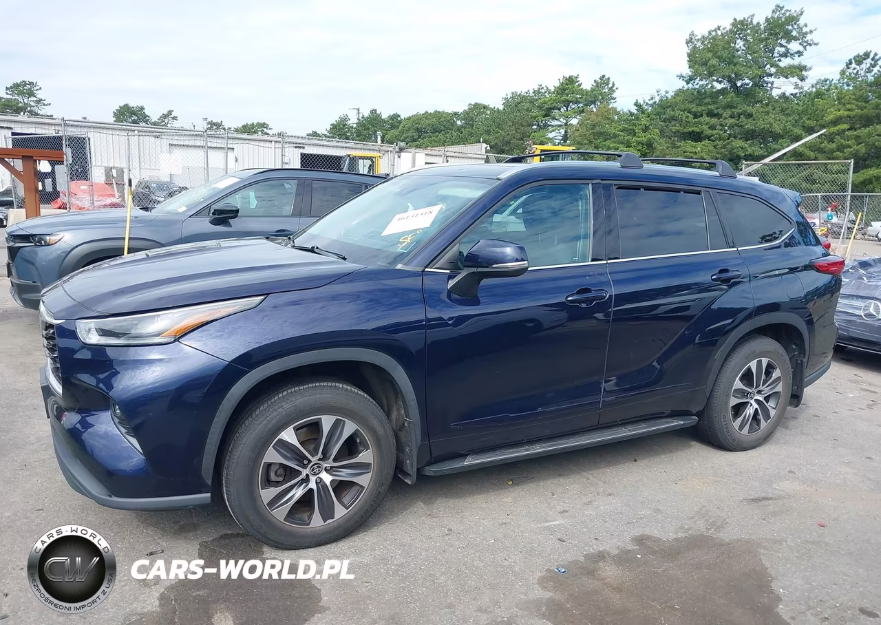 2021 Toyota Highlander Xle VIN:5TDGZRBH5MS532116 - 13