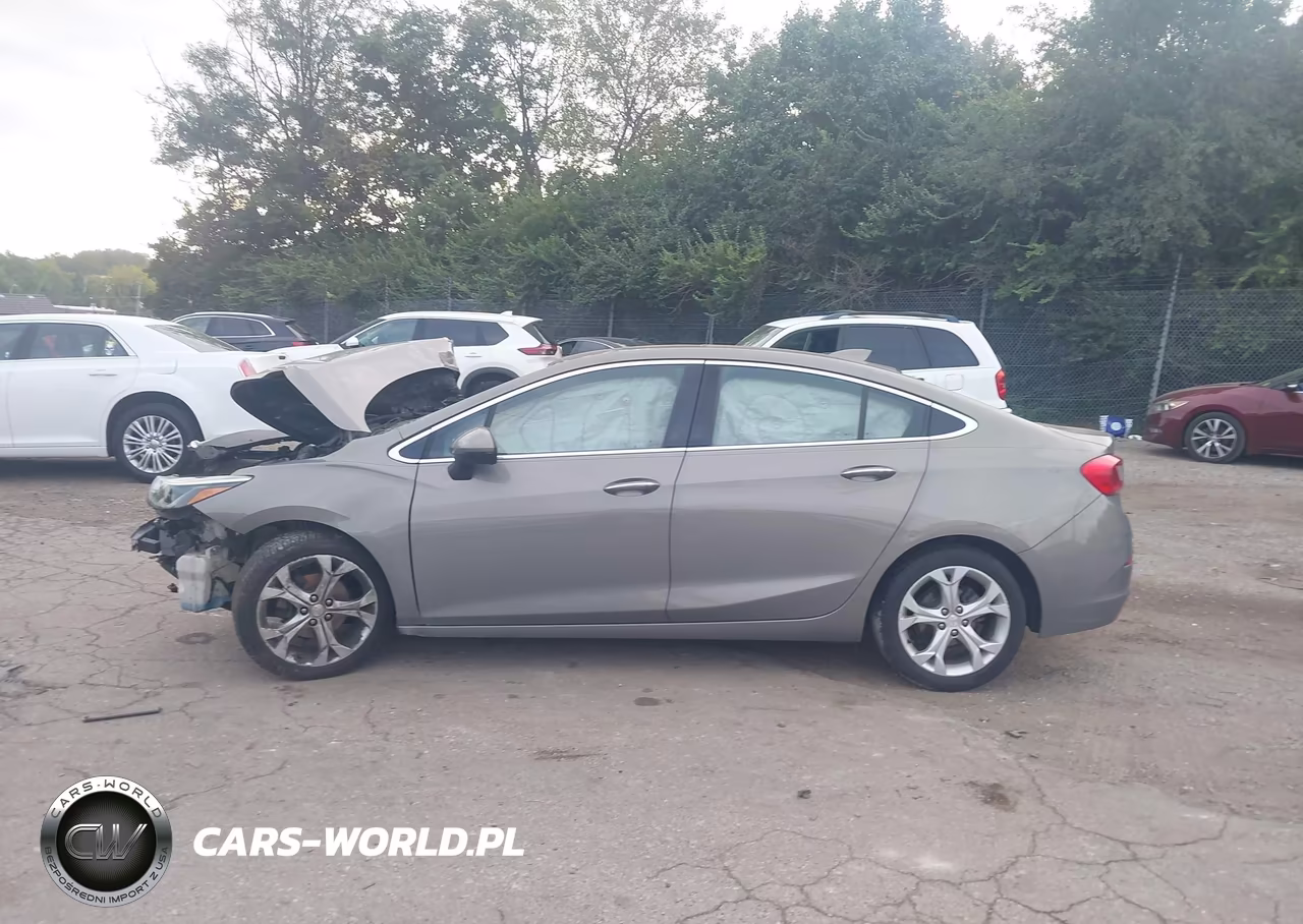 2017 Chevrolet Cruze Premier Auto VIN:1G1BF5SM5H7250298 - 13