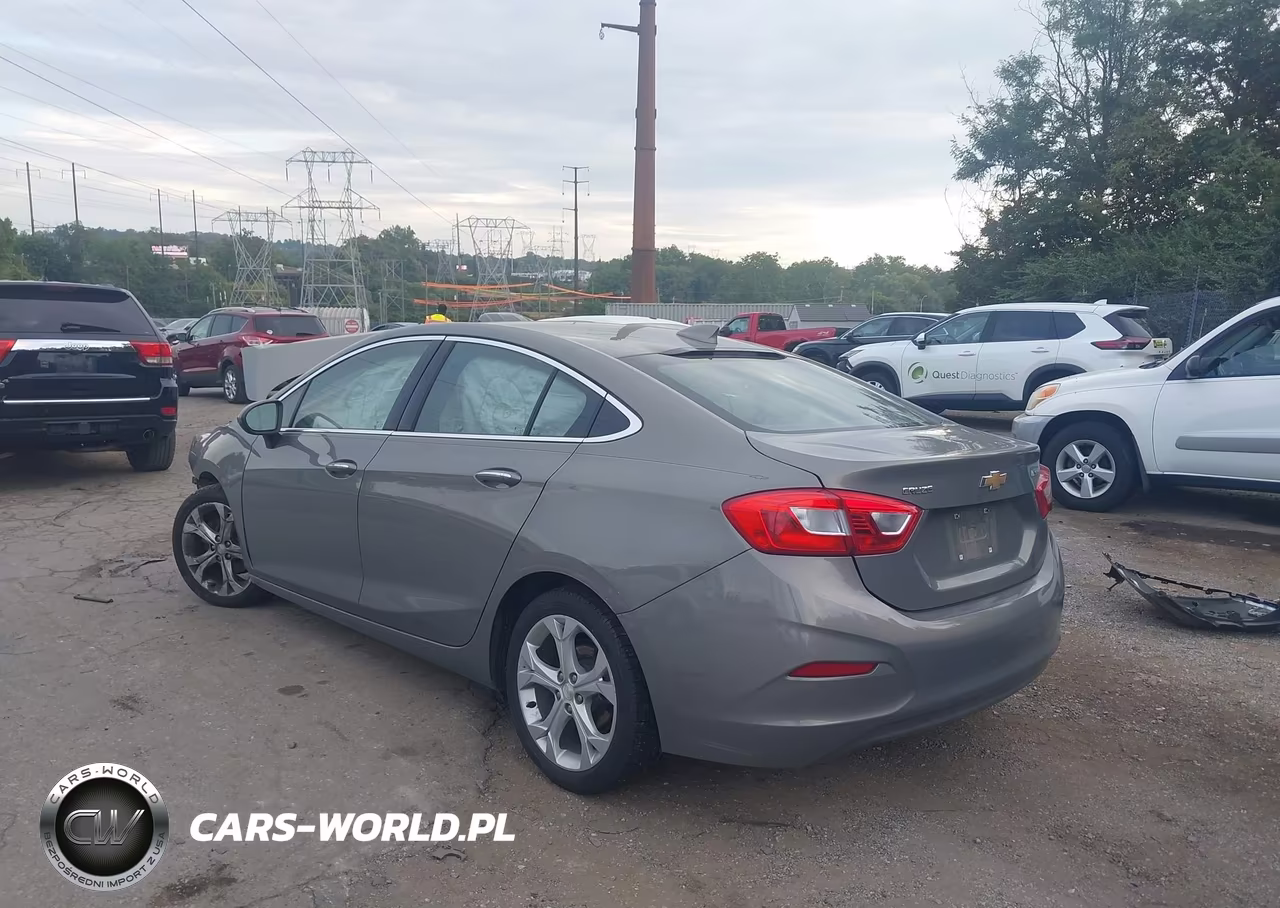 2017 Chevrolet Cruze Premier Auto VIN:1G1BF5SM5H7250298 - 3
