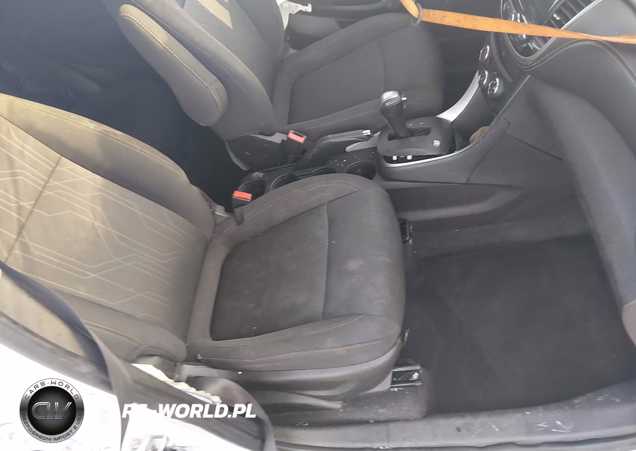 2019 Chevrolet Trax Lt VIN:3GNCJPSB3KL162073 - 5