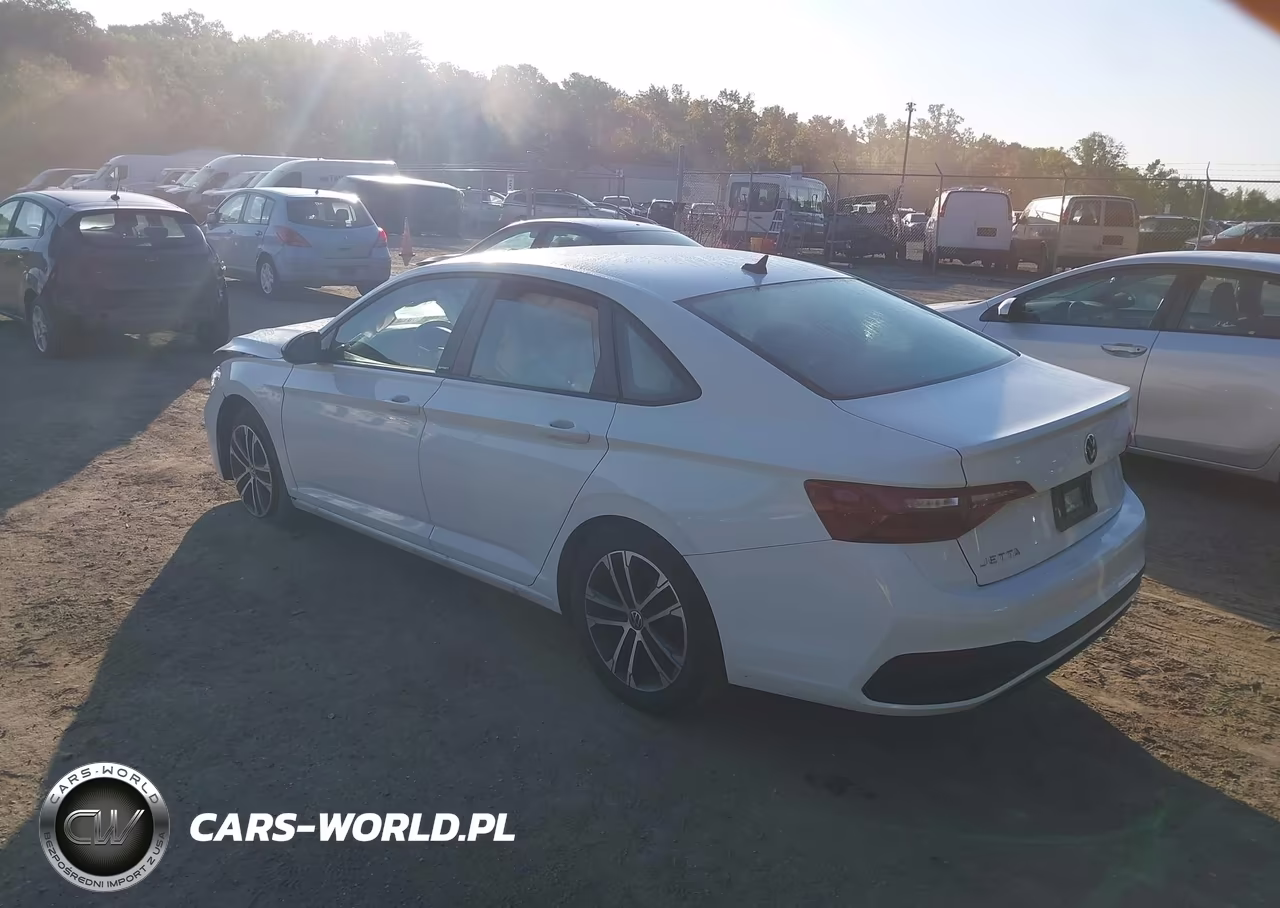 2024 Volkswagen Jetta 1.5T Sport VIN:3VWBM7BU3RM061694 - 3