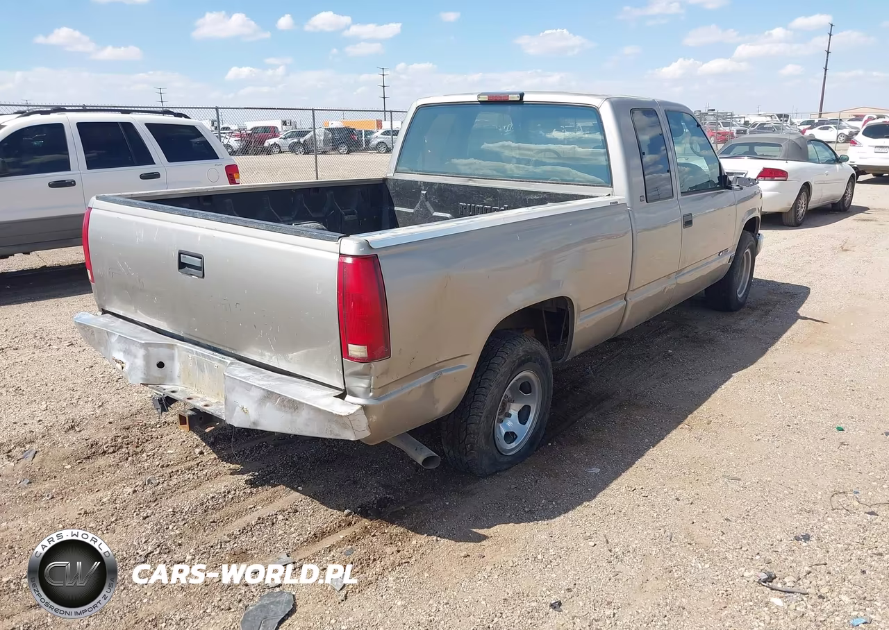 1998 Chevrolet C1500 Fleetside VIN:1GCEC19R8WE157856 - 4