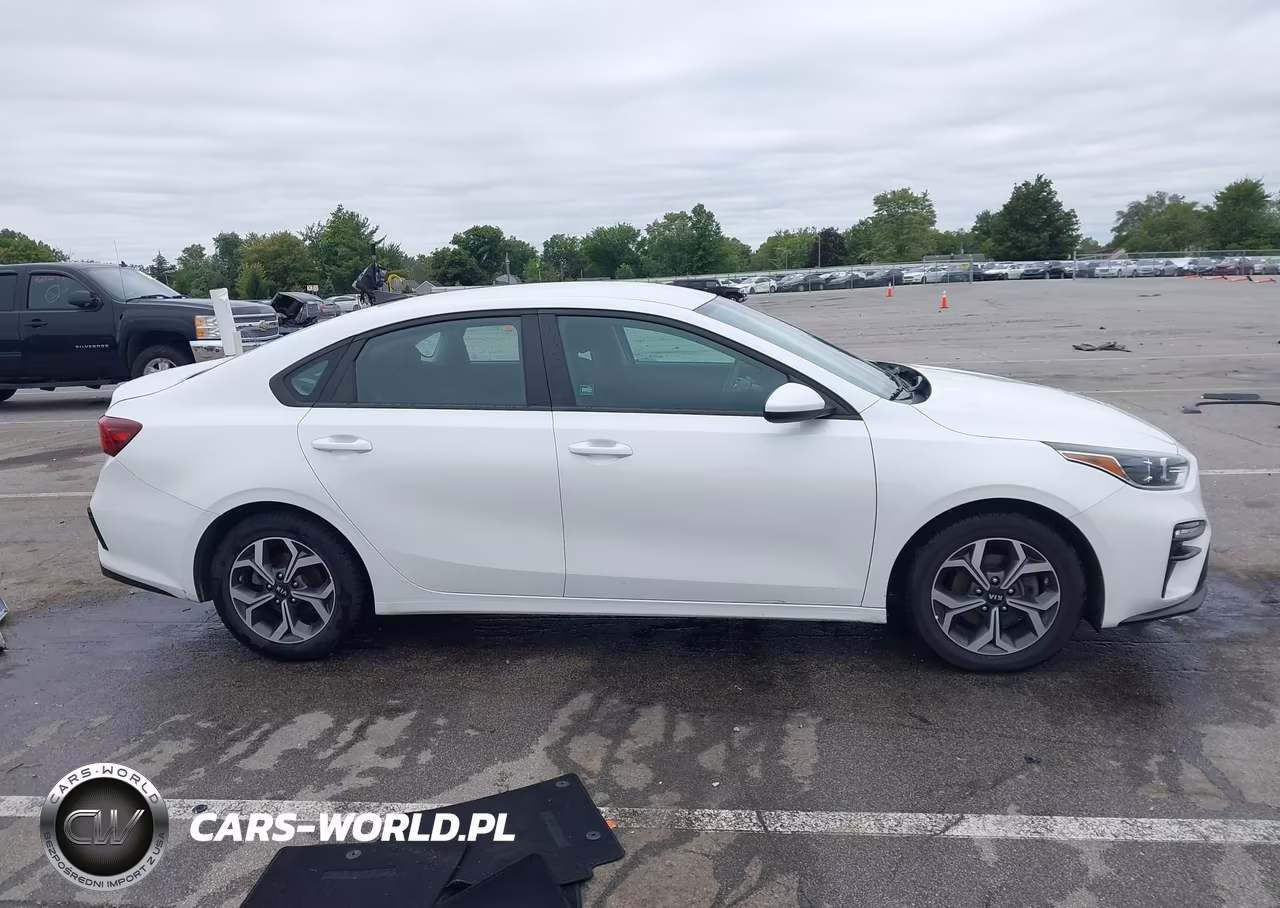 2021 Kia Forte Lxs VIN:3KPF24AD2ME296181 - 14