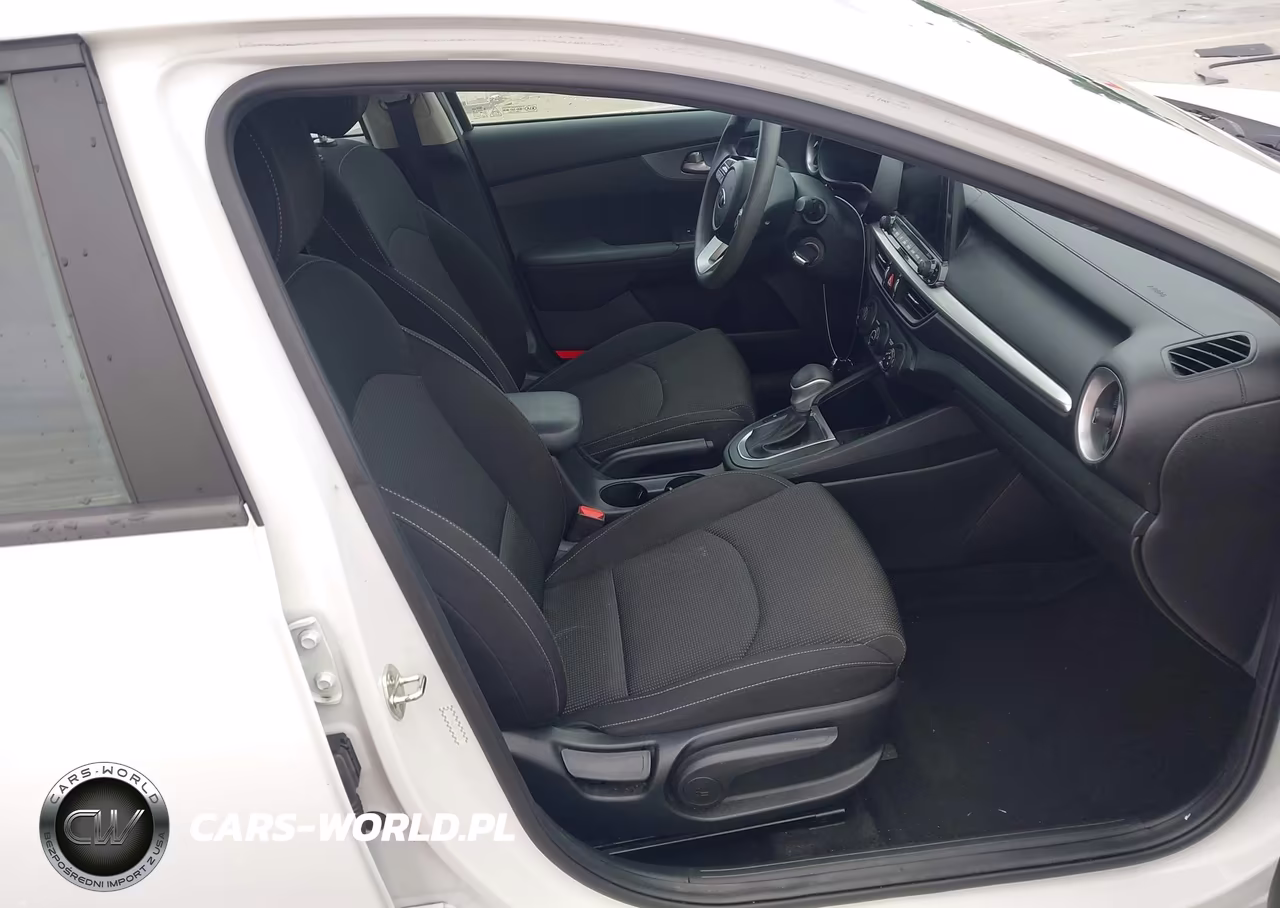 2021 Kia Forte Lxs VIN:3KPF24AD2ME296181 - 5