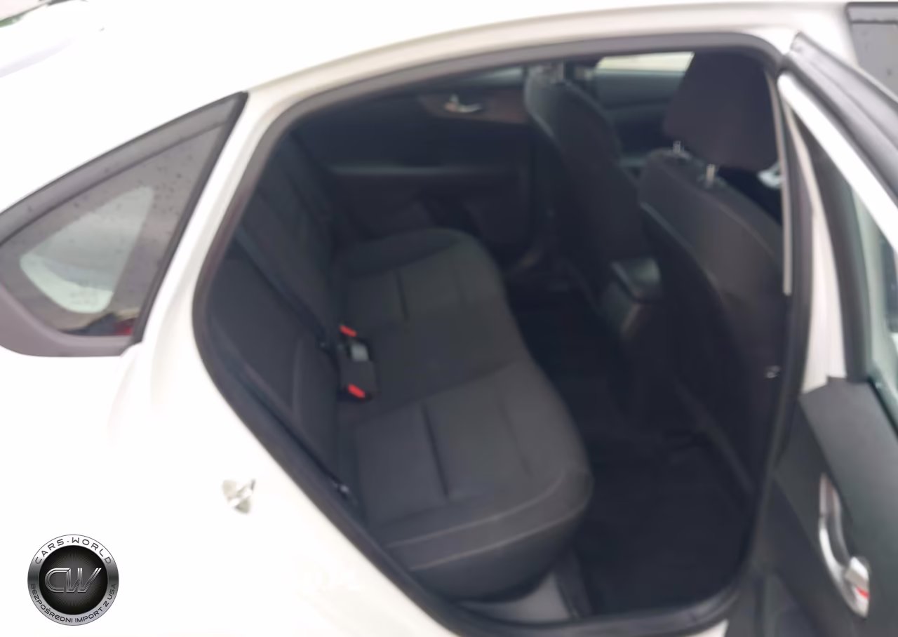 2021 Kia Forte Lxs VIN:3KPF24AD2ME296181 - 8