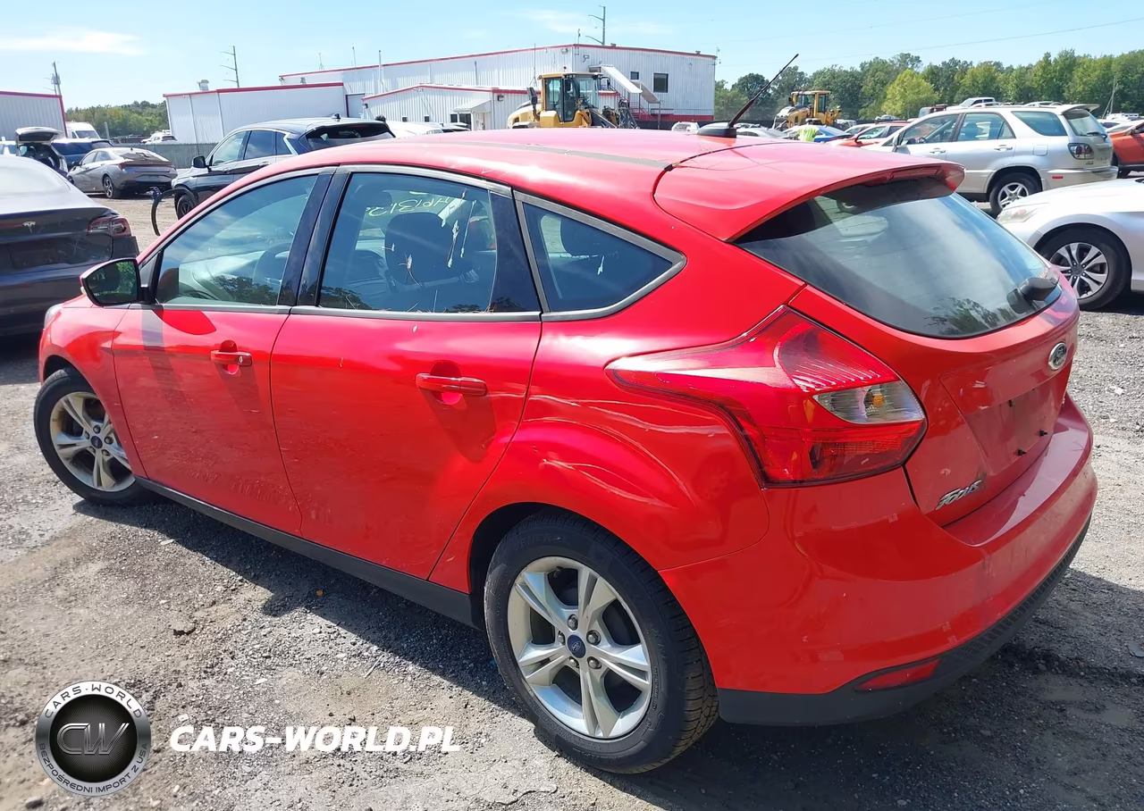 2014 Ford Focus Se VIN:1FADP3K26EL227959 - 3
