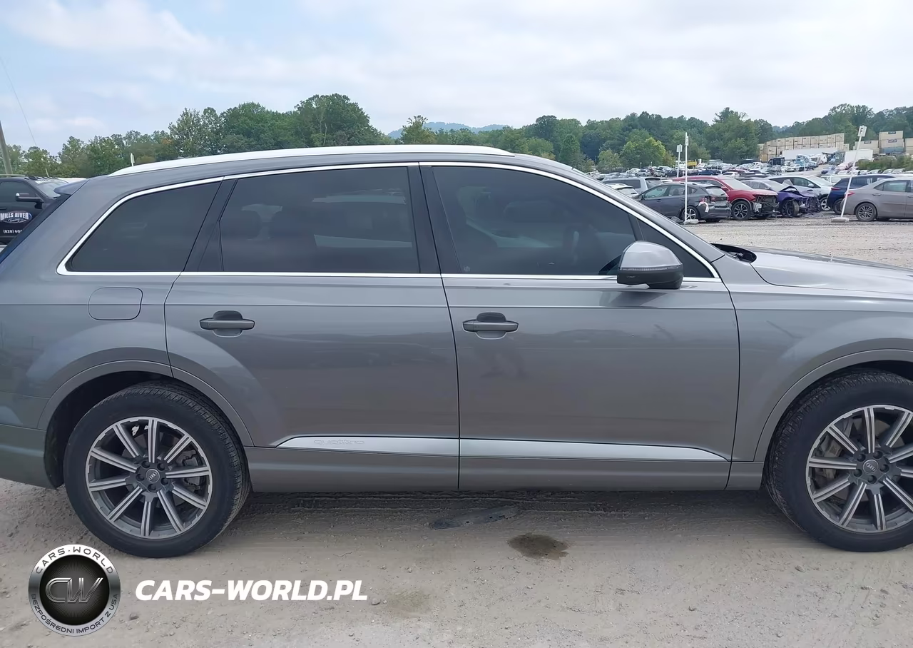 2017 Audi Q7 3.0T Premium VIN:WA1LAAF72HD005123 - 13