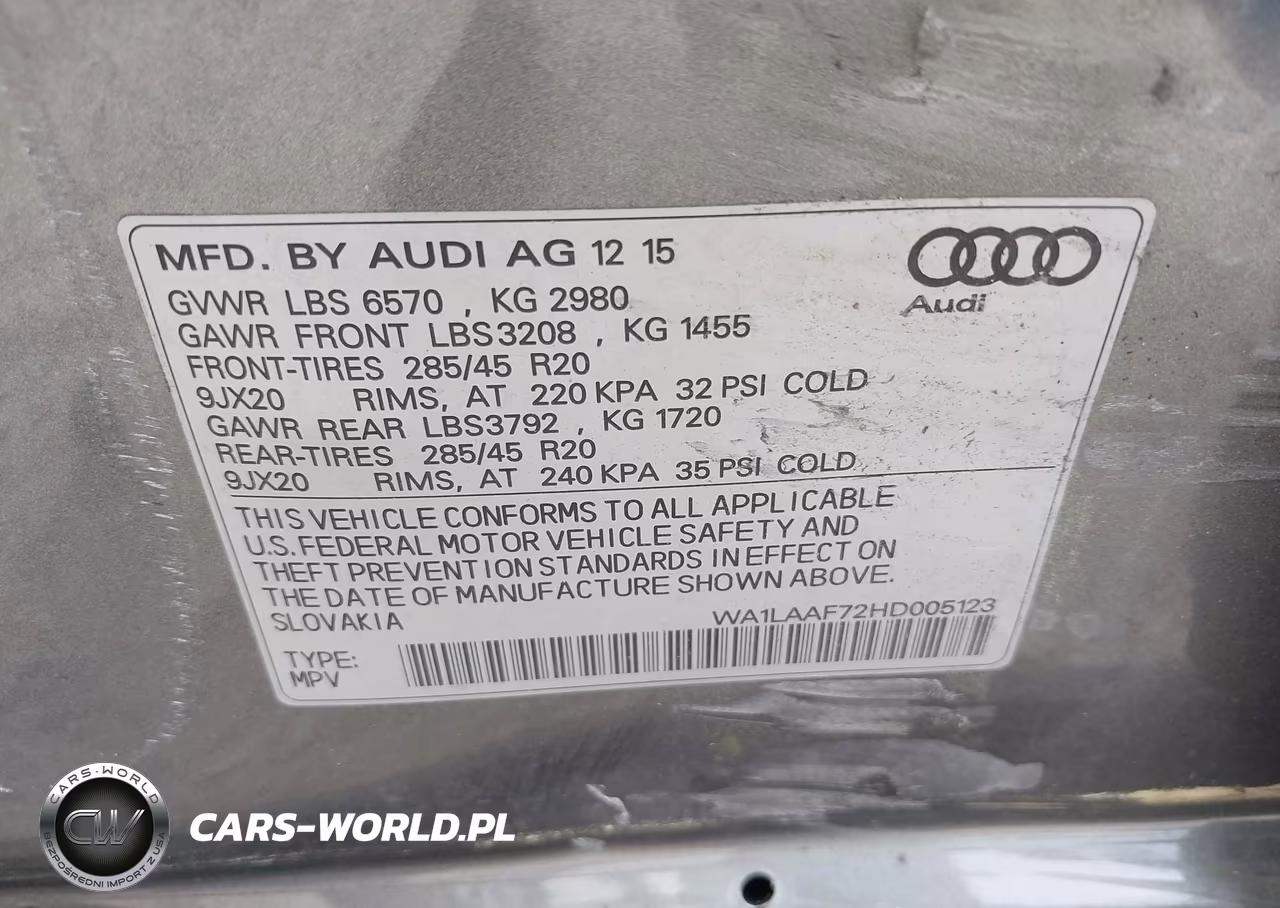 2017 Audi Q7 3.0T Premium VIN:WA1LAAF72HD005123 - 9