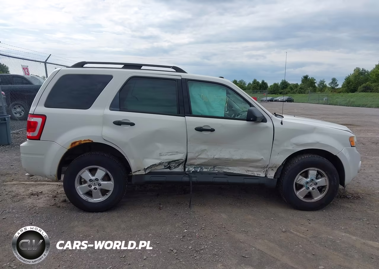 2011 Ford Escape Xlt VIN:1FMCU9D74BKB56977 - 13