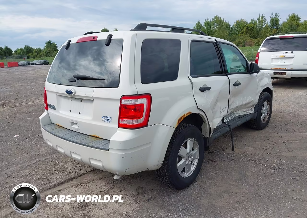 2011 Ford Escape Xlt VIN:1FMCU9D74BKB56977 - 4