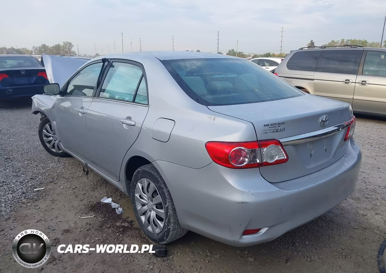 2013 Toyota Corolla Le VIN:2T1BU4EE2DC964703 - 3