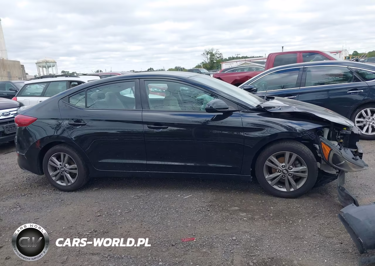 2018 Hyundai Elantra Sel VIN:5NPD84LF6JH293134 - 13