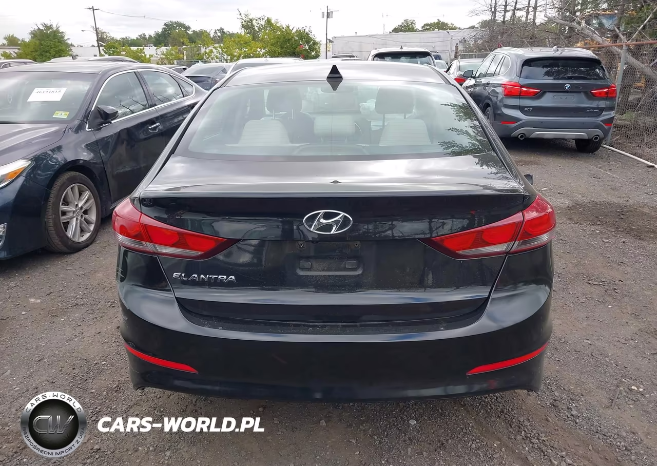 2018 Hyundai Elantra Sel VIN:5NPD84LF6JH293134 - 16