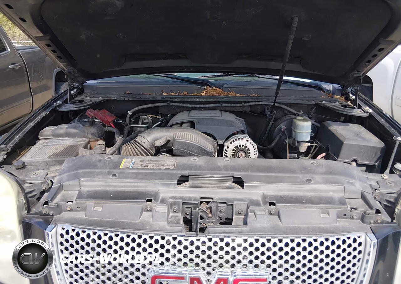 2010 GMC Yukon Denali VIN:1GKUCEEF1AR161719 - 10