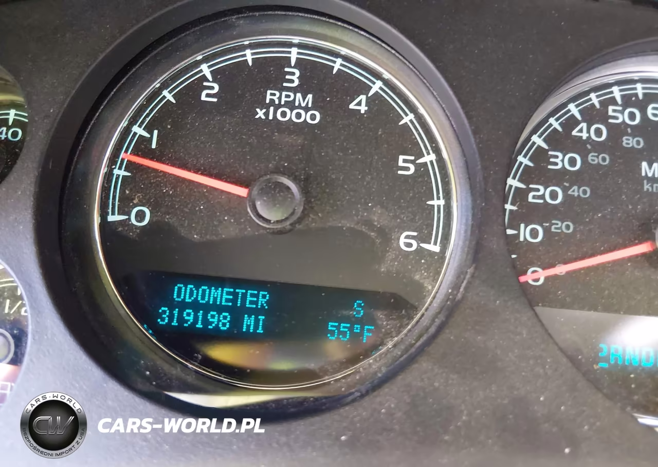 2010 GMC Yukon Denali VIN:1GKUCEEF1AR161719 - 7
