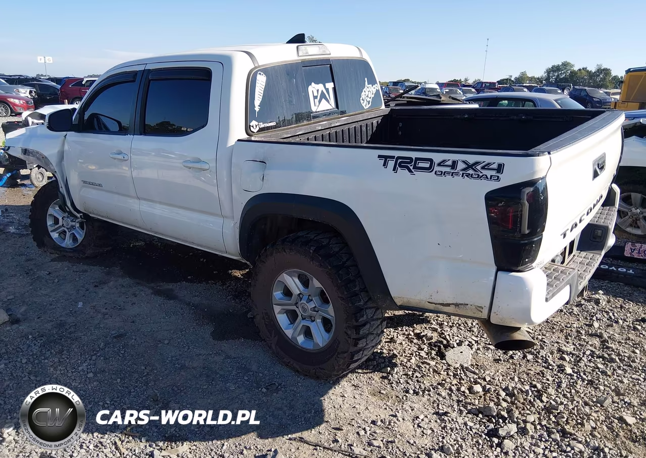 2017 Toyota Tacoma Trd Off Road VIN:3TMCZ5AN7HM092548 - 3