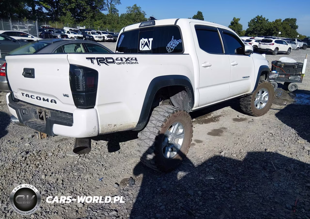 2017 Toyota Tacoma Trd Off Road VIN:3TMCZ5AN7HM092548 - 4