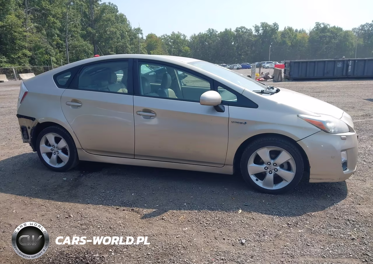 2011 Toyota Prius Five VIN:JTDKN3DUXB0277945 - 14