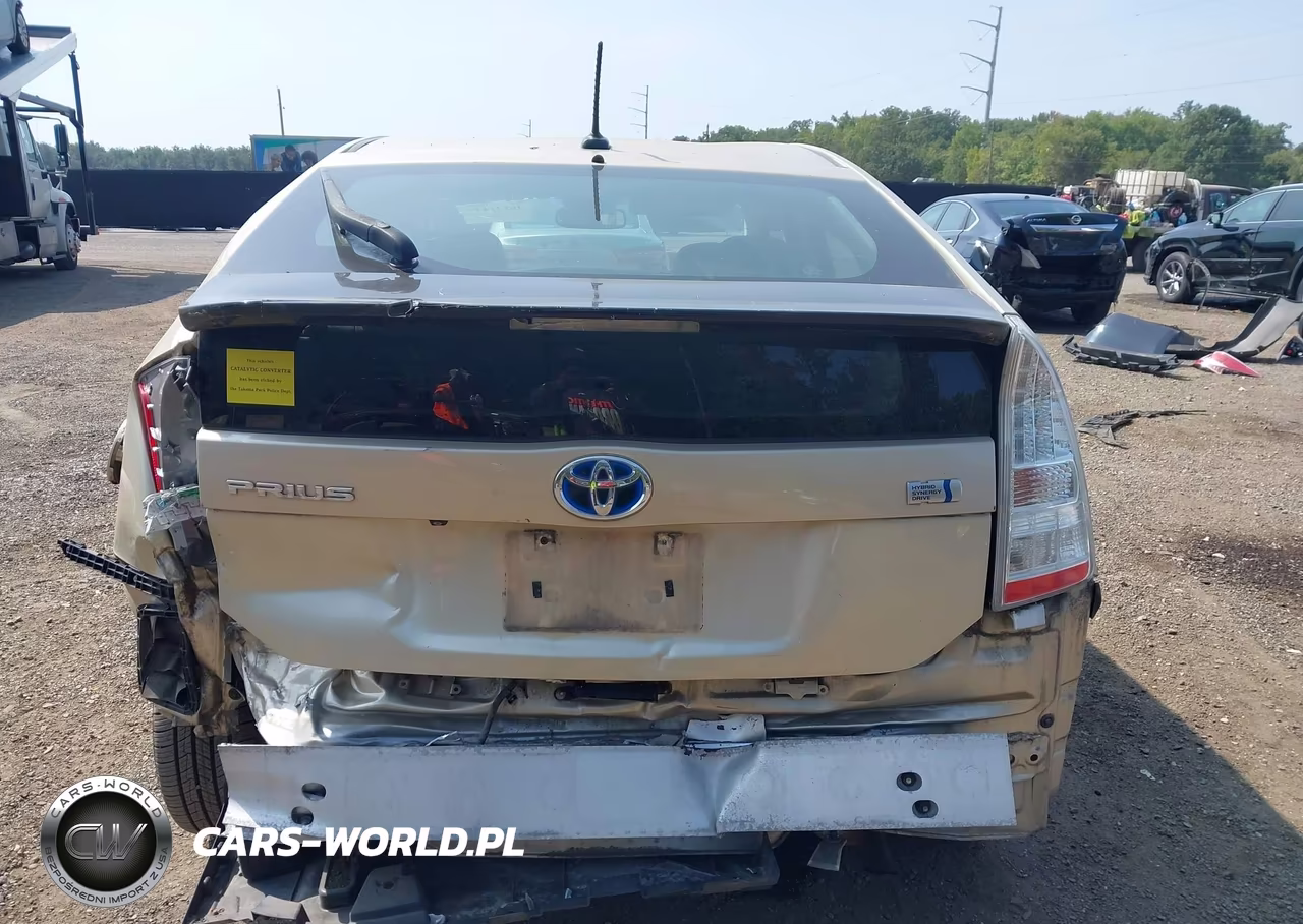 2011 Toyota Prius Five VIN:JTDKN3DUXB0277945 - 17