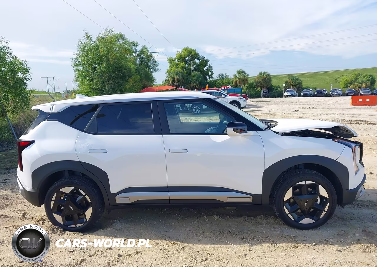 2027 Kia Seltos VIN:KNDELCD34V5018756 - 13
