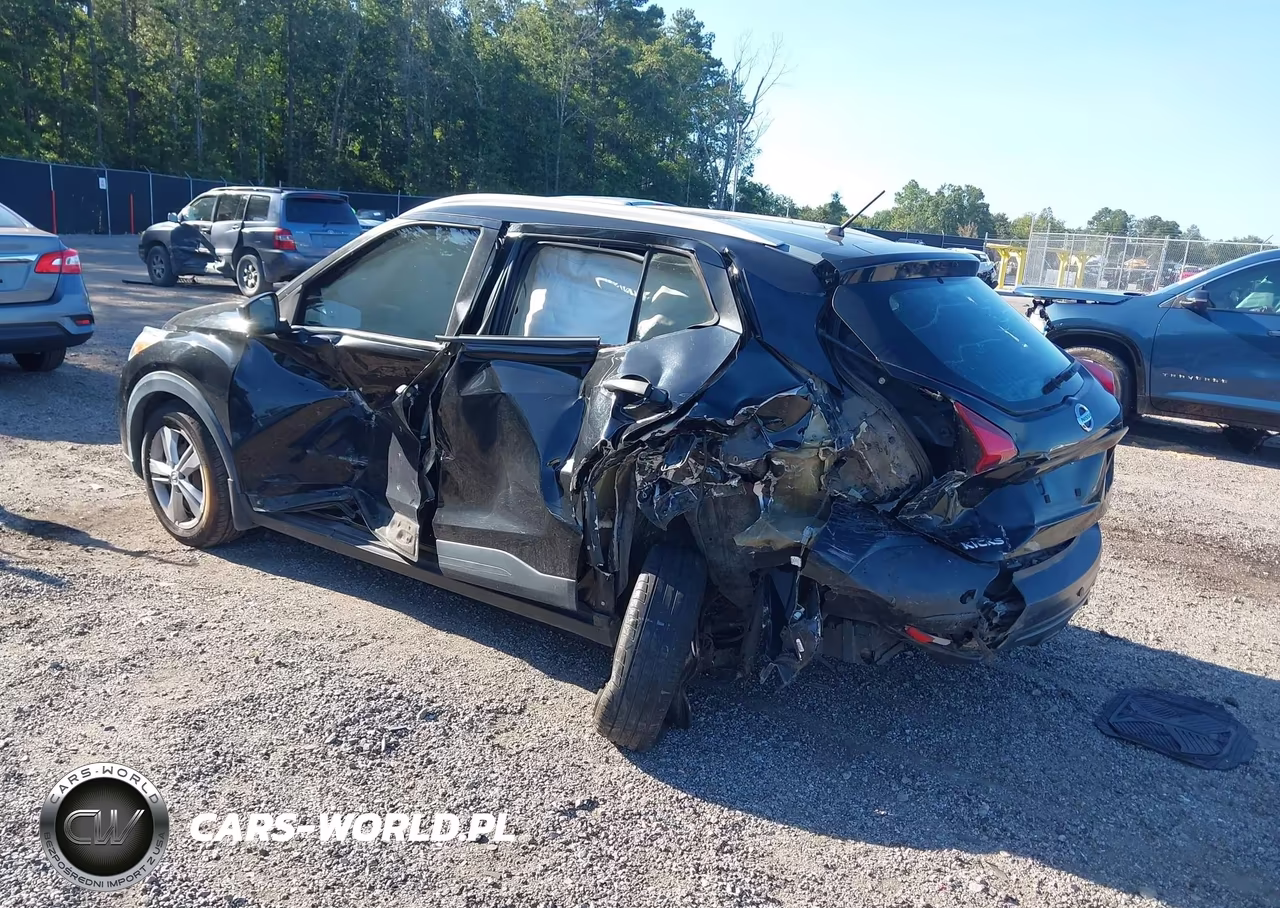2019 Nissan Kicks S VIN:3N1CP5CU7KL471446 - 3