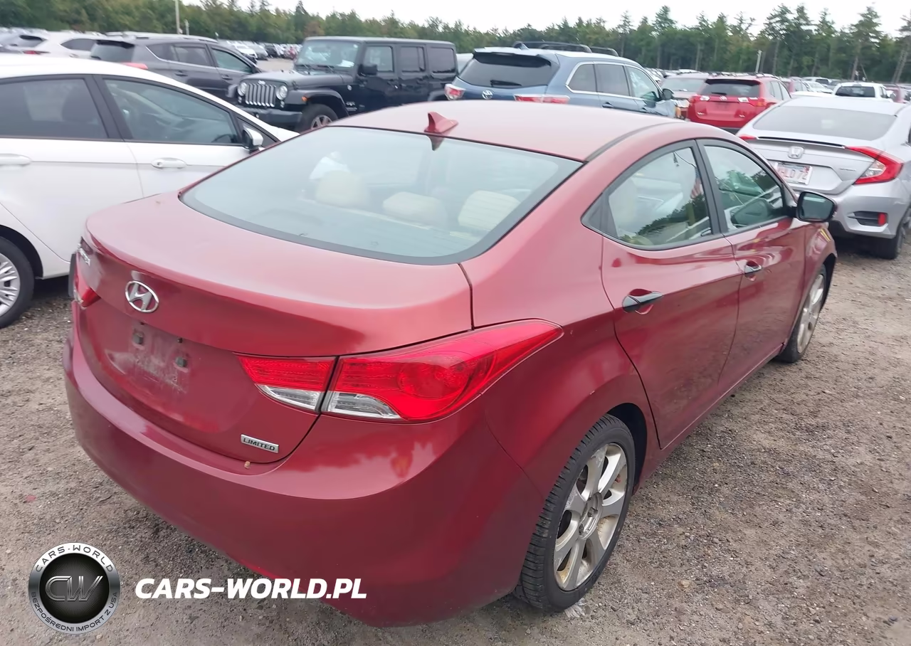 2013 Hyundai Elantra Limited VIN:5NPDH4AE0DH385516 - 4