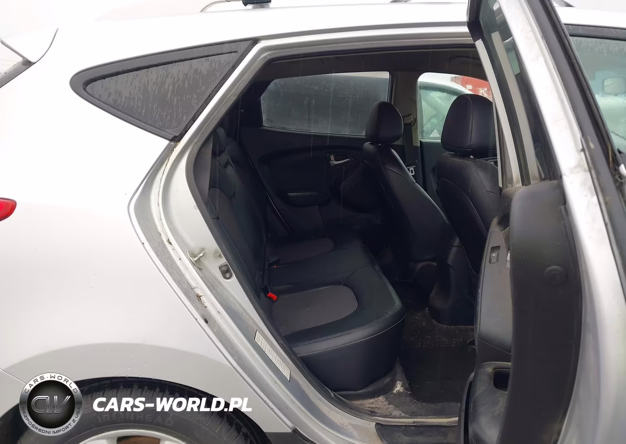 2012 Hyundai Tucson Gls VIN:KM8JUCAC7CU491551 - 8
