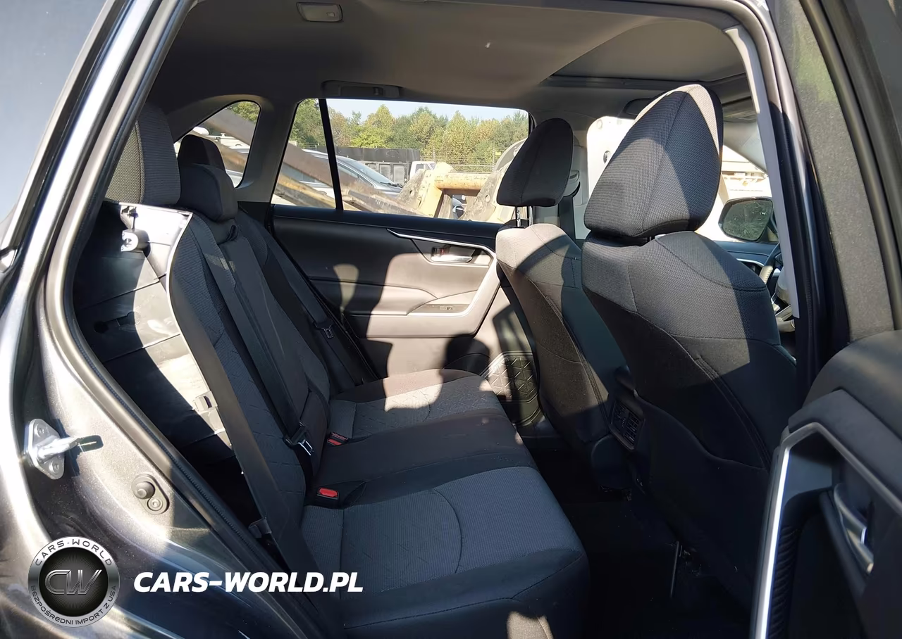 2025 Toyota Rav4 Xle VIN:2T3P1RFV0SW554625 - 8