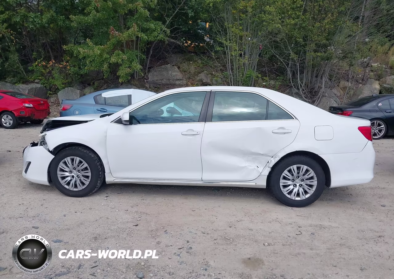 2013 Toyota Camry Le VIN:4T1BF1FK0DU700357 - 14