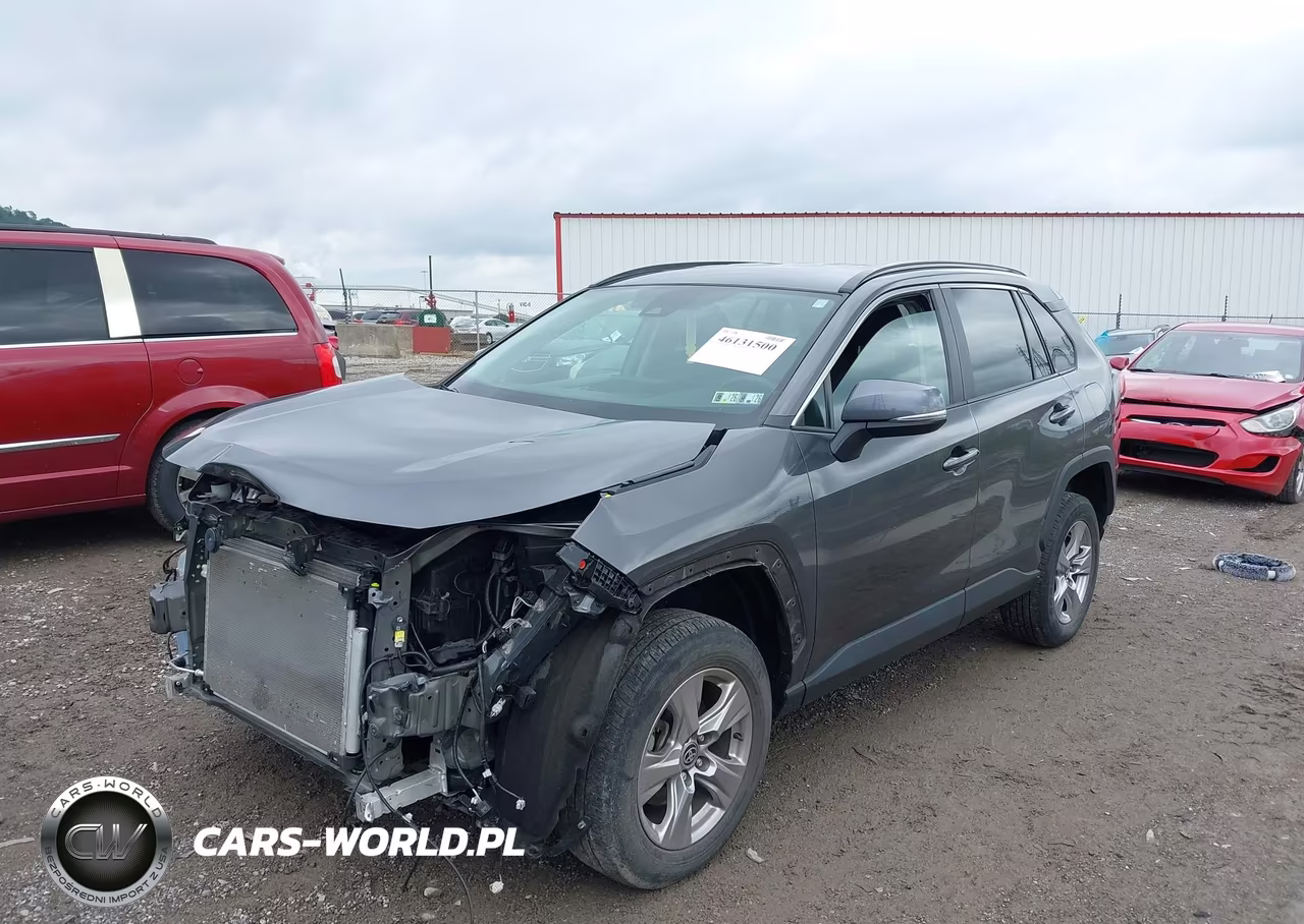 2022 Toyota Rav4 Xle VIN:2T3P1RFV7NC323923 - 2