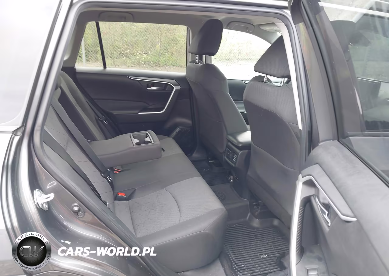 2022 Toyota Rav4 Xle VIN:2T3P1RFV7NC323923 - 8