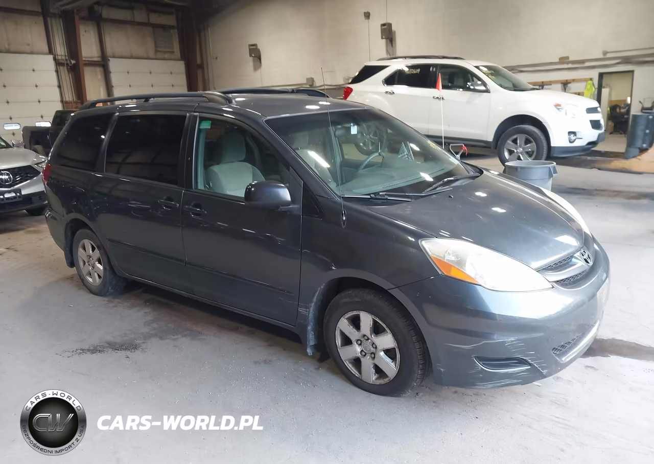 2009 Toyota Sienna Le