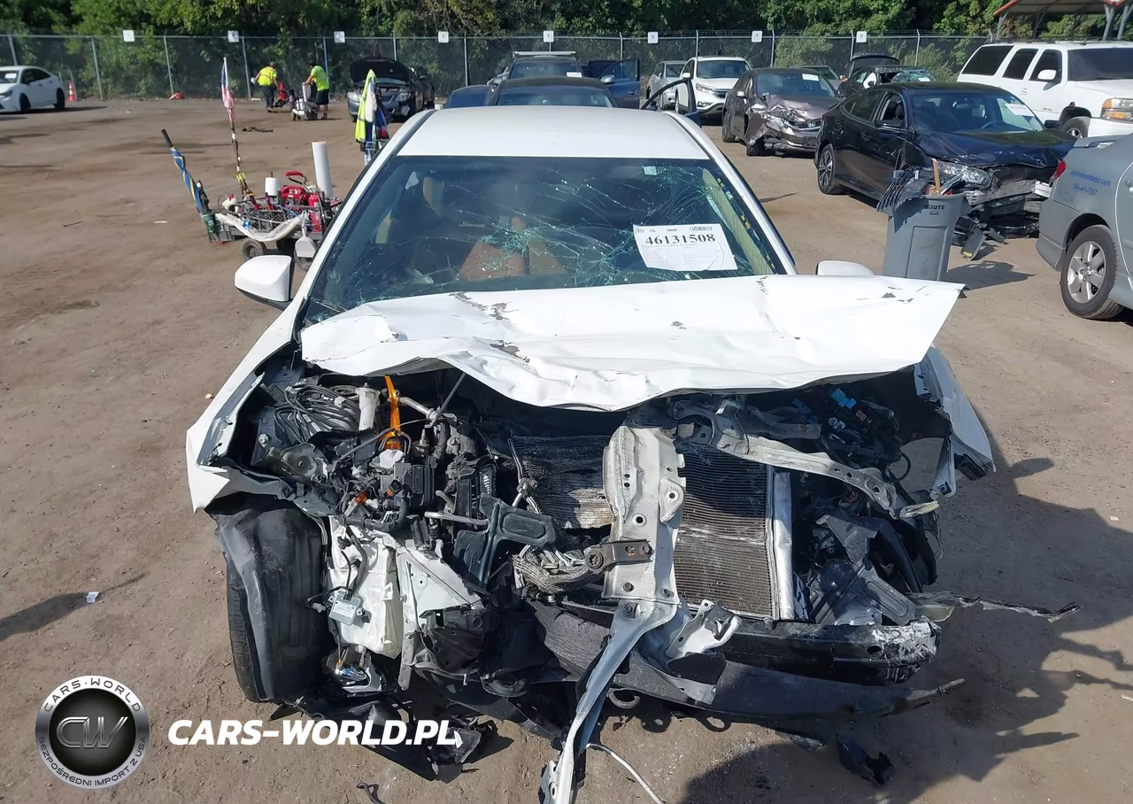 2015 Toyota Corolla Le VIN:5YFBURHE4FP246730 - 12