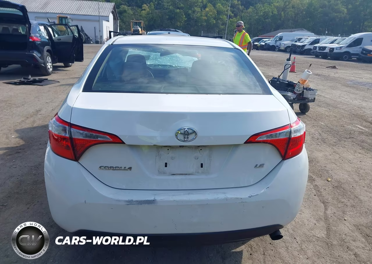 2015 Toyota Corolla Le VIN:5YFBURHE4FP246730 - 16