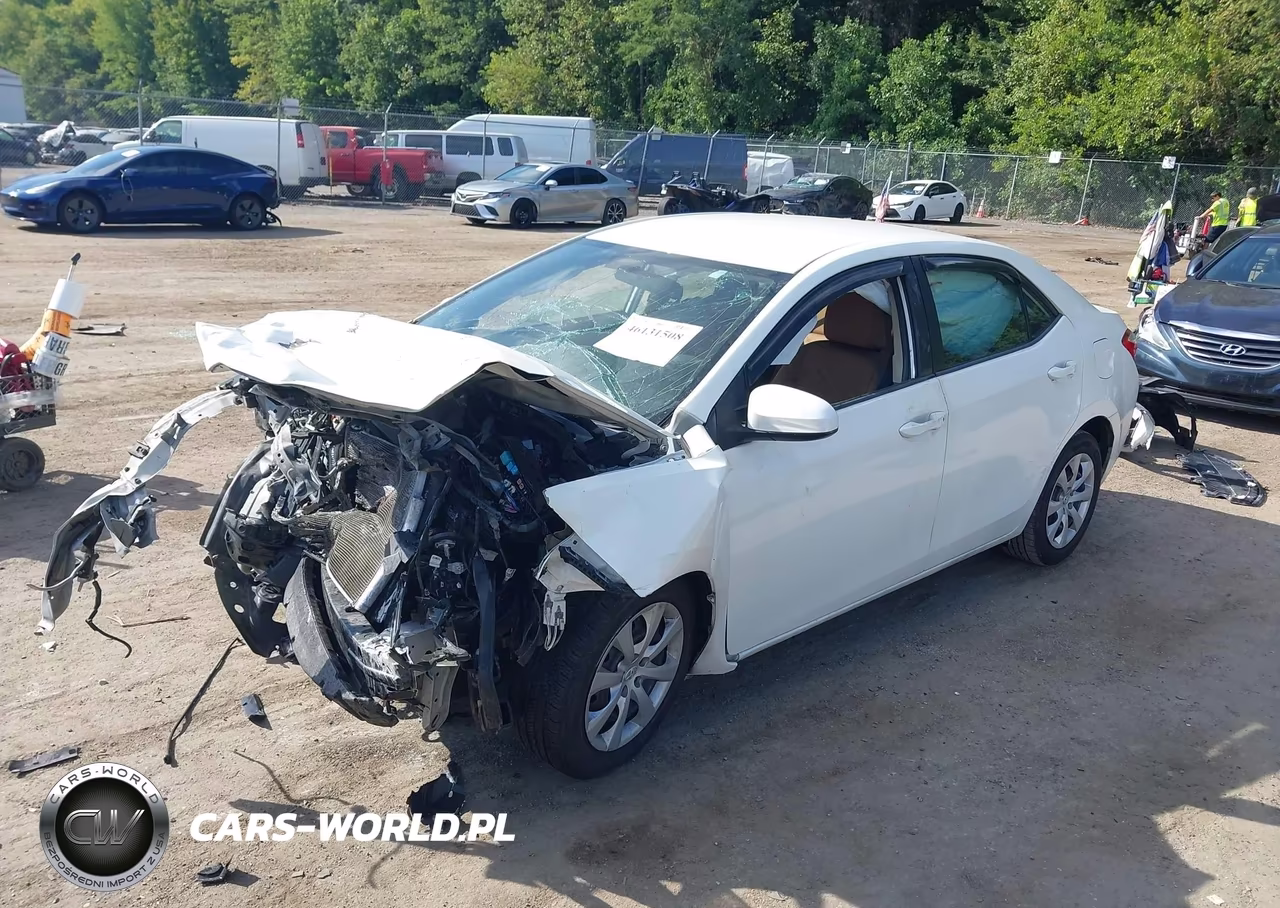 2015 Toyota Corolla Le VIN:5YFBURHE4FP246730 - 2